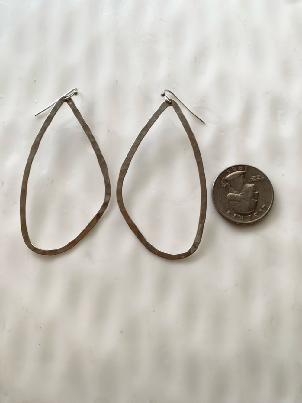 Silpada “Take Shape” Sterling Silver large Hammered Earrings w2454 - Picture 5 of 9